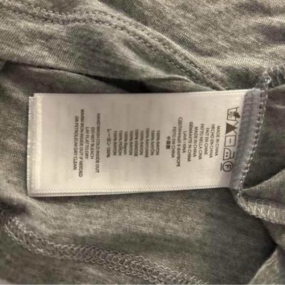 MICHAEL Michael Kors Gray Sequin Sleeveless Top. Large - Picture 8 of 8